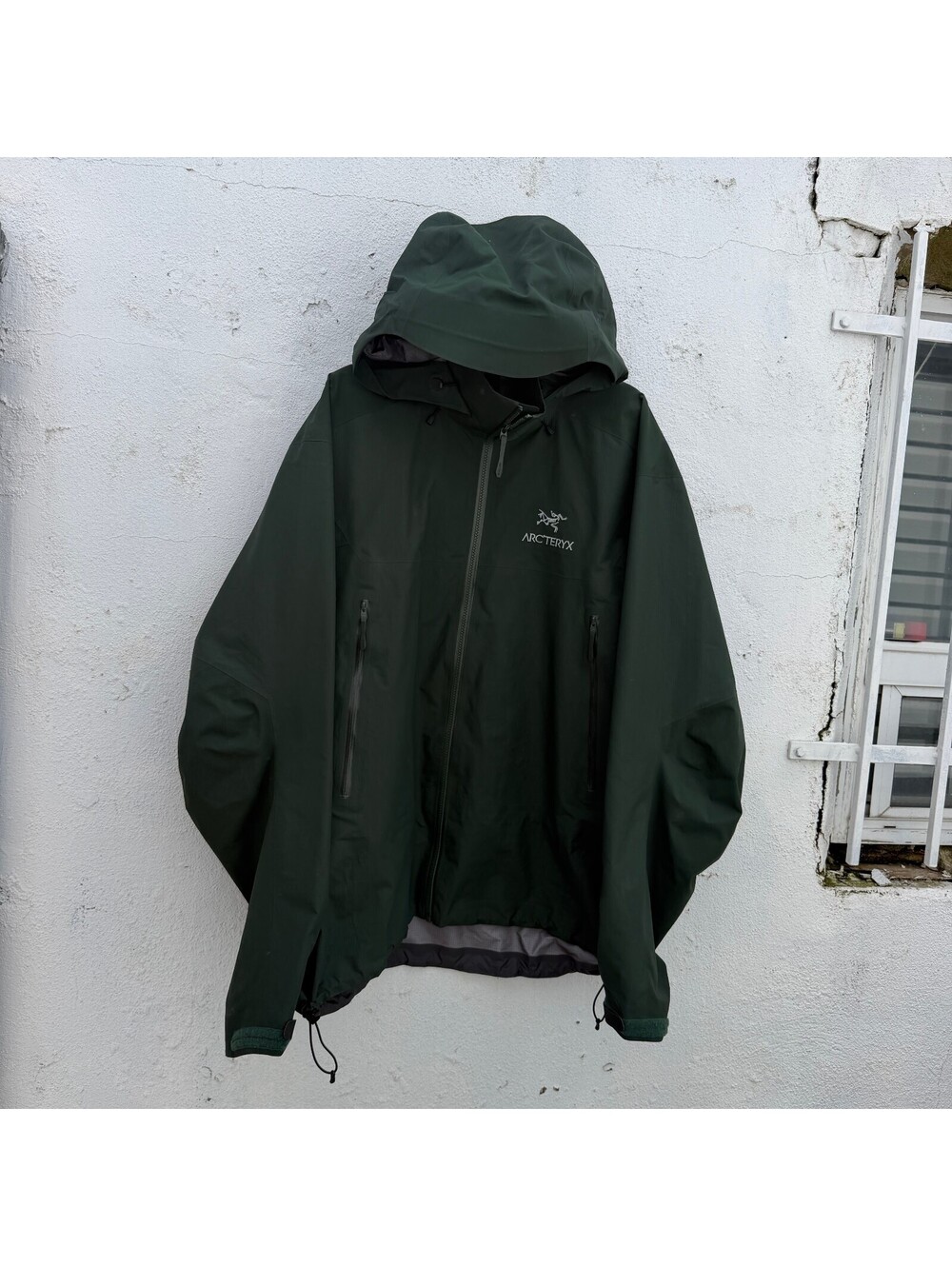 Arcteryx Beta Goretex Windbreaker Jacket